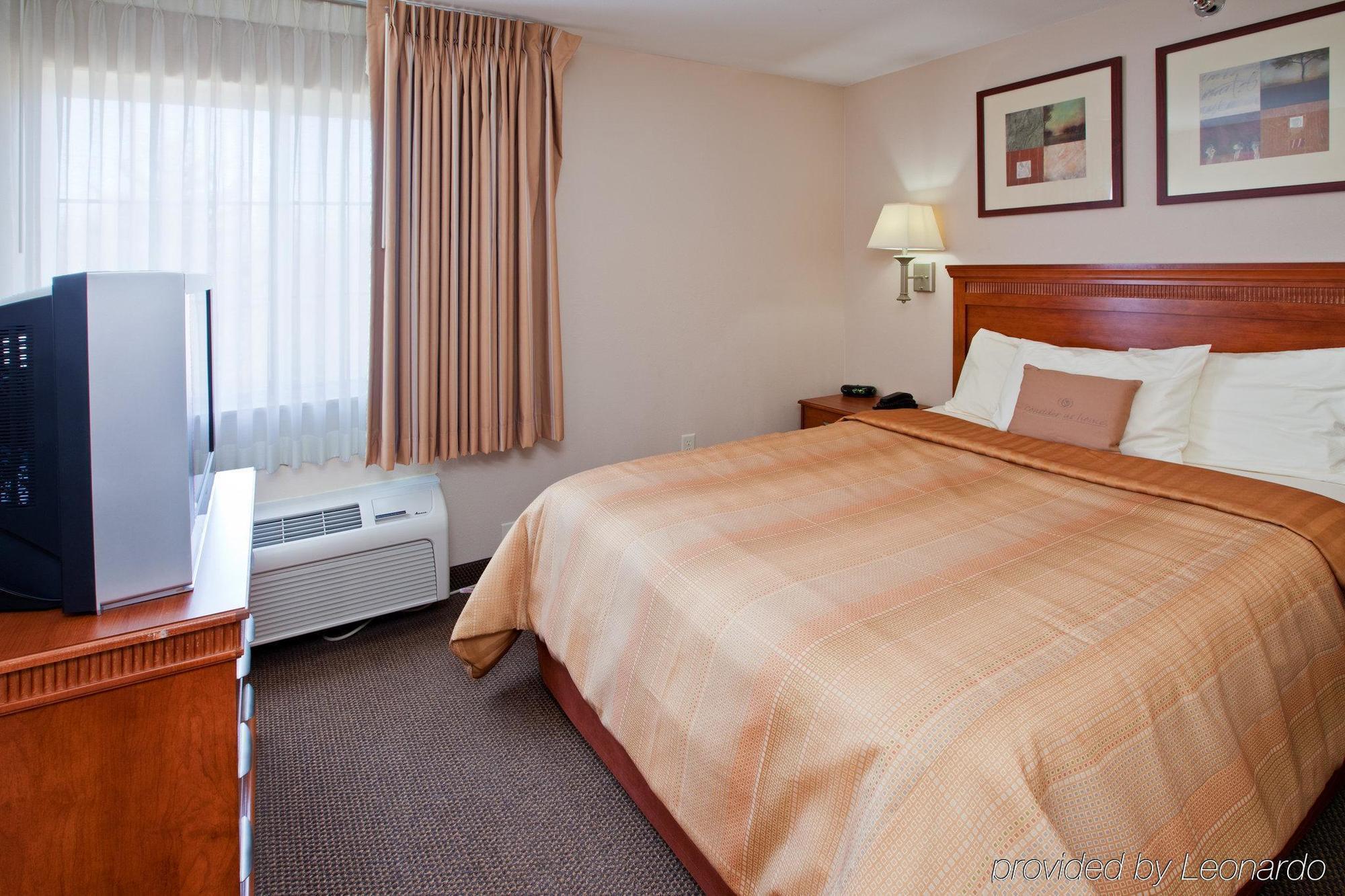 Candlewood Suites Elkhart By Ihg Room photo