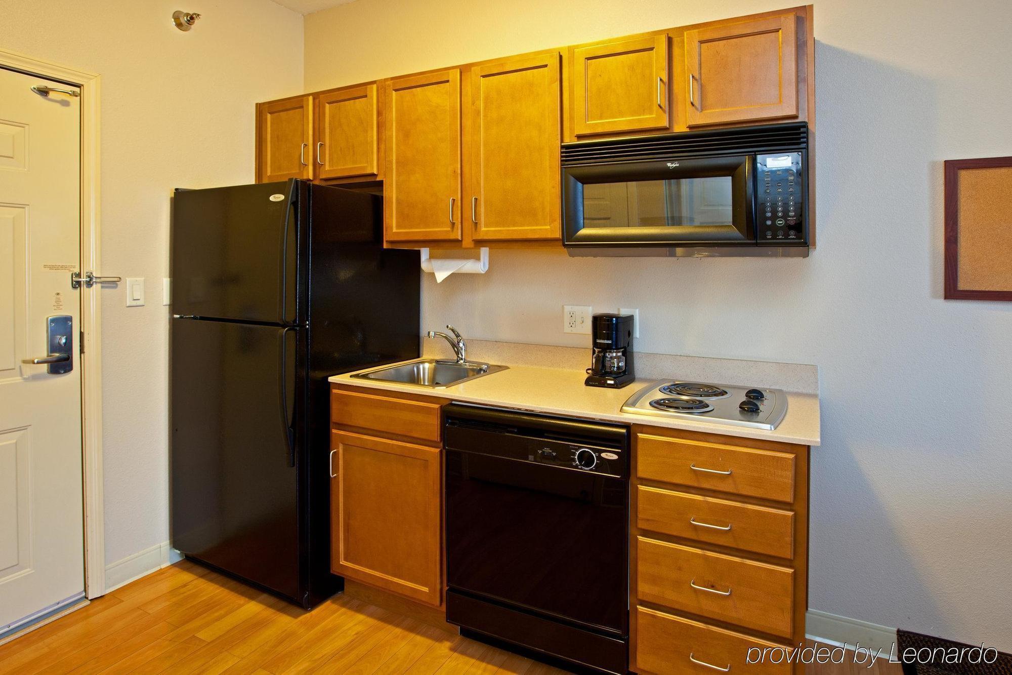Candlewood Suites Elkhart By Ihg Room photo