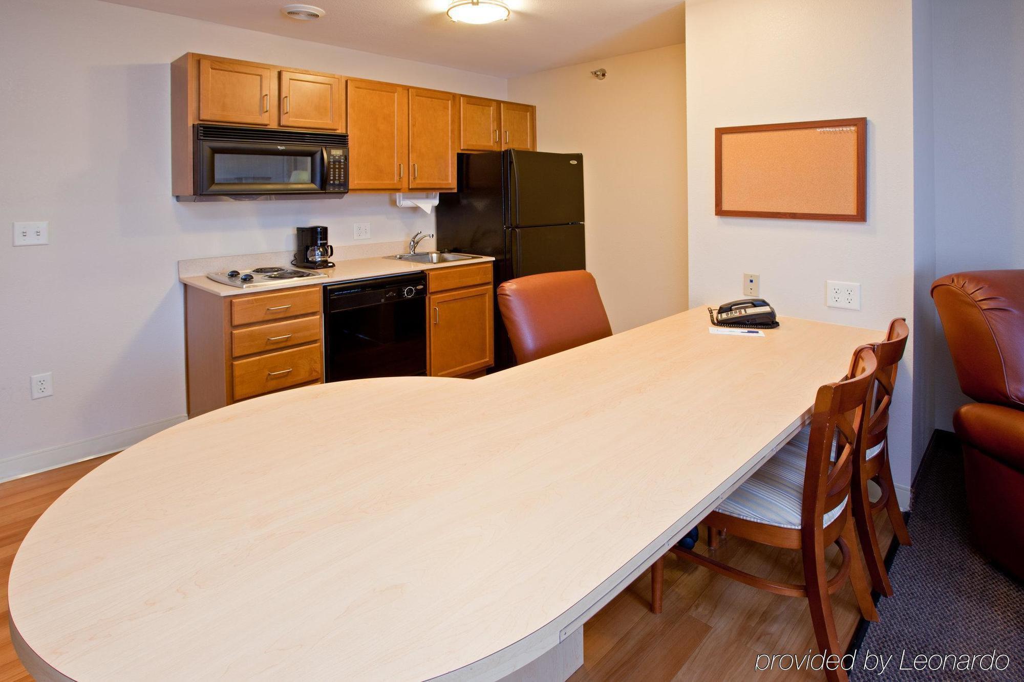 Candlewood Suites Elkhart By Ihg Room photo