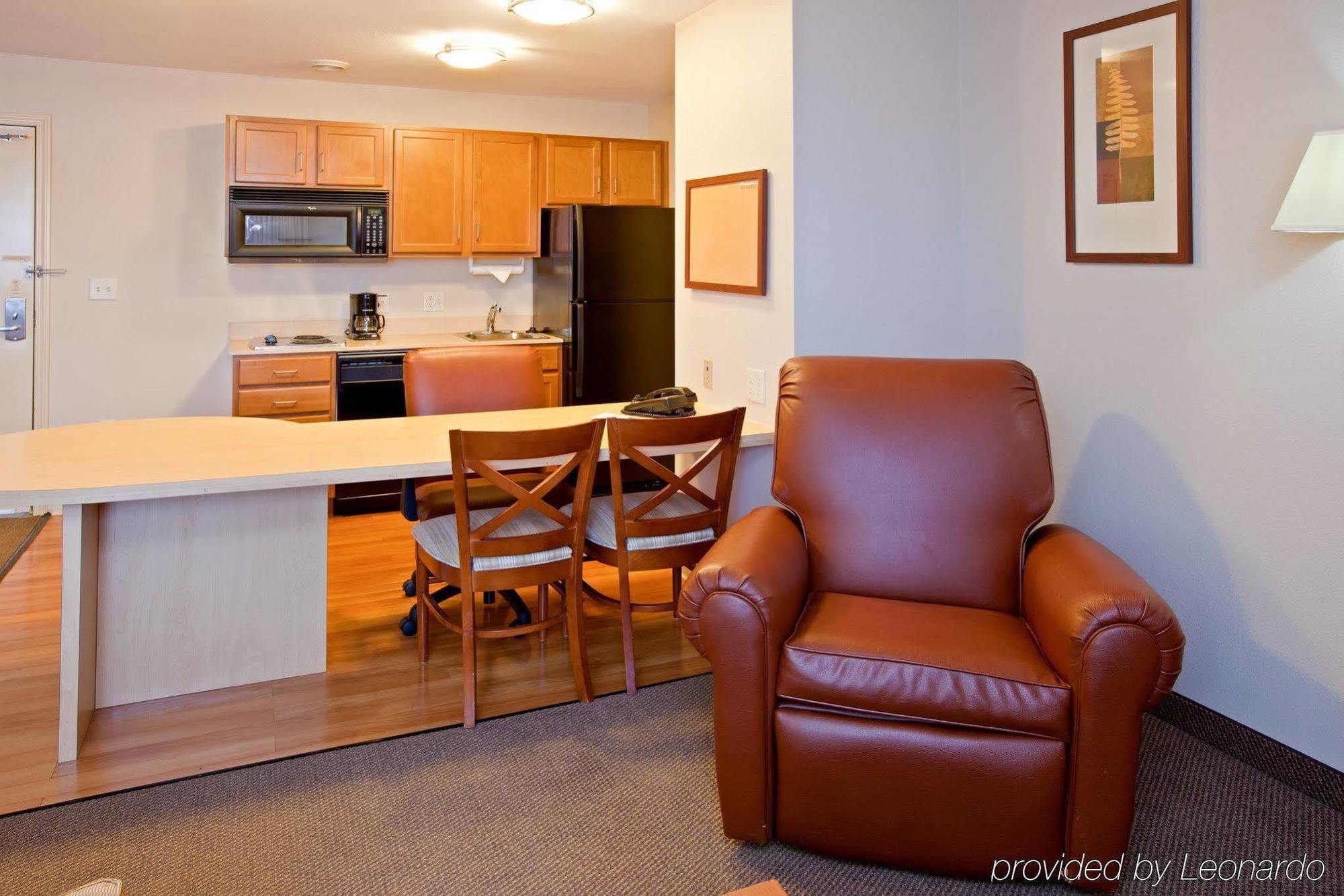 Candlewood Suites Elkhart By Ihg Room photo